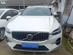 2022 Volvo XC60 4WD Zhiyi Luxury, белый — фото 3