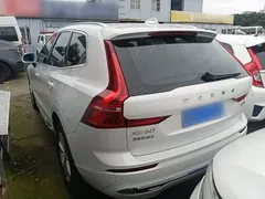 2022 Volvo XC60 4WD Zhiyi Luxury, белый — фото 5