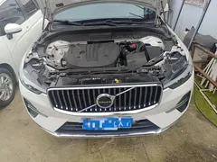 2022 Volvo XC60 4WD Zhiyi Luxury, белый — фото 20