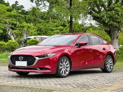 2021 Mazda 3 2.0L AT — фото 1