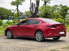 2021 Mazda 3 2.0L AT — фото 5
