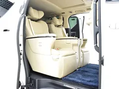 2020 Toyota Vellfire 2.5L Hybrid HV Premium, белый — фото 20