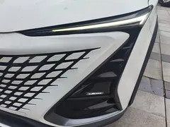 2022 Changan UNI-T 1.5T Premium, белый — фото 24