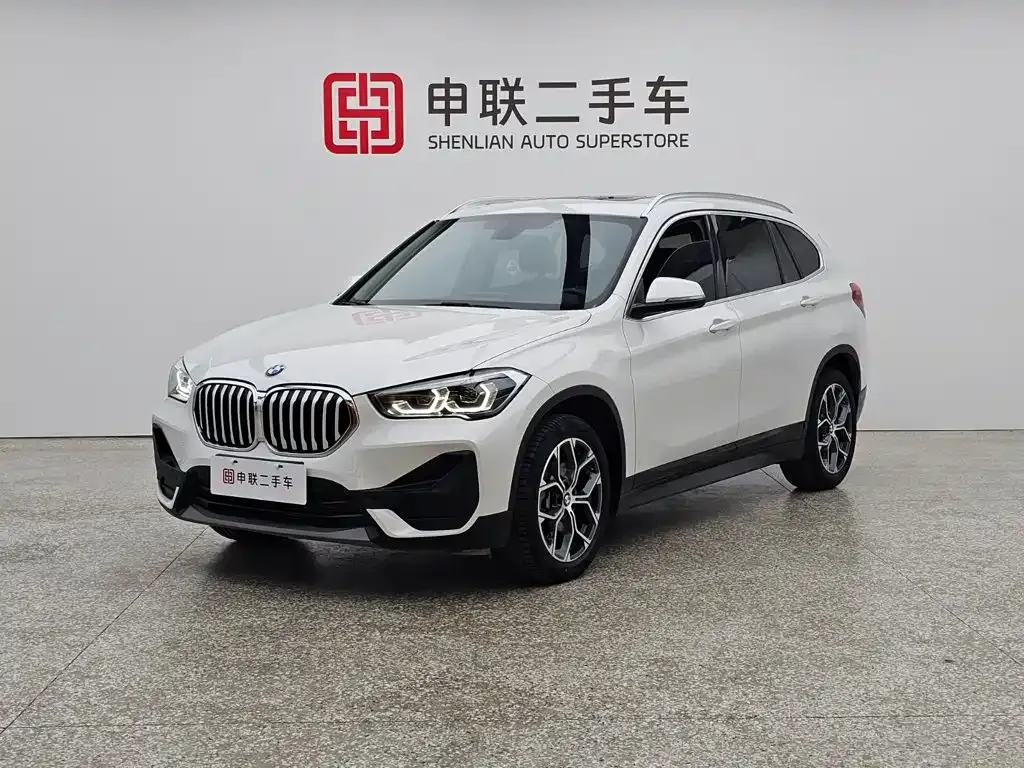 2022 BMW X1