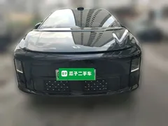 2025 Li Auto i6 4WD Standard — фото 2