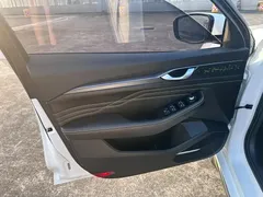 2023 Geely Preface 1.5TD Kunlun, белый — фото 7