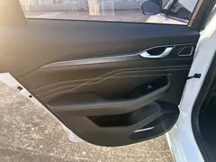 2023 Geely Preface 1.5TD Kunlun, белый — фото 11