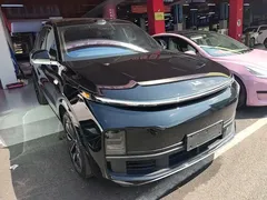 2025 Li Auto L8 Smart Refresh, чёрный — фото 4