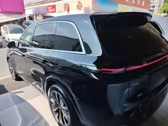 2025 Li Auto L8 Smart Refresh, чёрный — фото 5