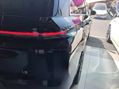 2025 Li Auto L8 Smart Refresh, чёрный — фото 8