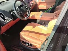 2025 Li Auto L8 Smart Refresh, чёрный — фото 15