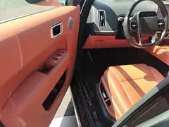 2025 Li Auto L8 Smart Refresh, чёрный — фото 16