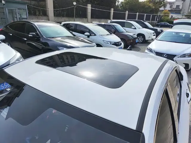 2023 Hyundai Elantra 1.5L CVT LUX Premium