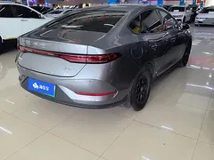 2025 BYD Qin PLUS DM-i PHEV Smart Driving 55km Leading — фото 3