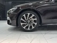 2024 Mercedes-Benz E-Class E 300 L Luxury, чёрный — фото 16