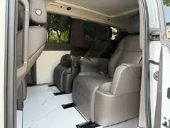 2024 Li Auto MEGA Ultra, белый — фото 5