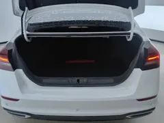 2021 Geely Emgrand UP 1.5L CVT, белый — фото 4