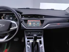 2021 Geely Emgrand UP 1.5L CVT, белый — фото 13