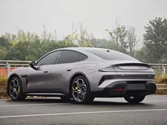 2026 Xiaomi SU7 RWD Standard — фото 7