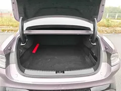 2026 Xiaomi SU7 RWD Standard — фото 15