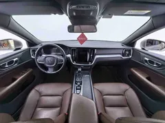 2021 Volvo S60 T4 Luxury — фото 11