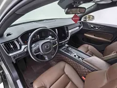 2021 Volvo S60 T4 Luxury — фото 18