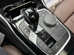 2022 BMW 3 Series 320Li M Sport Package, белый — фото 12