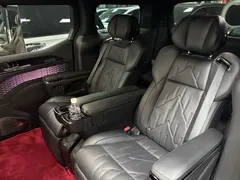 2024 Zeekr 009 6-Seat Executive 4WD 108kWh, чёрный — фото 6