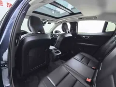 2022 Volvo S60 B4 Luxury, синий — фото 14