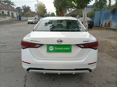 2021 Nissan Sylphy 1.6L XL CVT, белый — фото 6