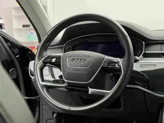 2021 Audi A8L 50 TFSI quattro Comfort, чёрный — фото 14
