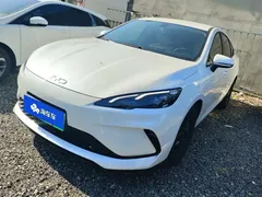 2025 BYD Seal 05 PHEV DM-i Smart Drive 55km Luxury, белый — фото 1