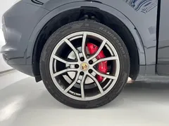 2023 Porsche Cayenne 3.0T Platinum Edition, чёрный — фото 7