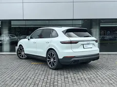 2022 Porsche Cayenne 3.0T Platinum, белый — фото 3