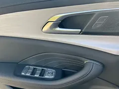 2025 Hongqi H5 PHEV 130, чёрный — фото 26