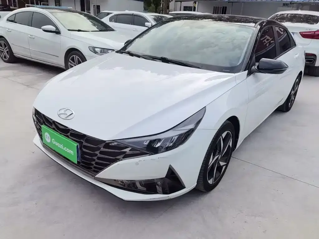 2022 Hyundai Elantra 1.5L CVT LUX Premium