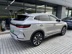 2025 BYD Song PLUS DM-i PHEV 112km Premium — фото 2