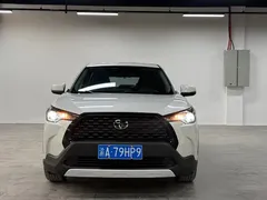 2022 Toyota Corolla Cross 2.0L Luxury, белый — фото 2