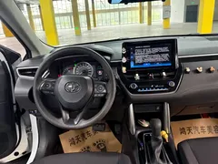 2022 Toyota Corolla Cross 2.0L Luxury, белый — фото 8