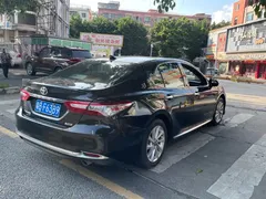 2023 Toyota Camry 2.0G Luxury, чёрный — фото 3
