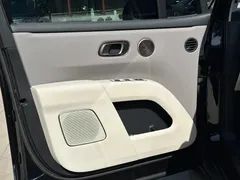 2025 Li Auto i8 Standard, чёрный — фото 8