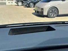 2025 Li Auto i8 Standard, чёрный — фото 10