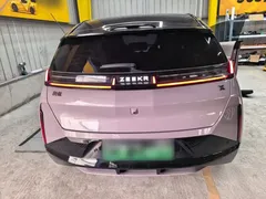 2025 Zeekr X 5 seats Long Range — фото 6