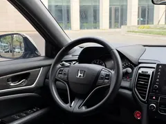 2020 Honda UR-V 370TURBO 2WD Premium, белый — фото 11