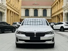 2022 BMW 5 Series 530Li Leading Luxury Package, белый — фото 2