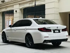 2022 BMW 5 Series 530Li Leading Luxury Package, белый — фото 5