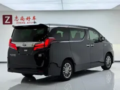 2020 Toyota Alphard Hybrid 2.5L Gold Special Edition, чёрный — фото 14