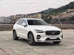 2024 Volvo XC60 4WD Luxury, белый — фото 2