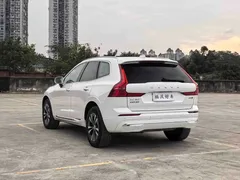 2024 Volvo XC60 4WD Luxury, белый — фото 8