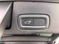 2024 Volvo XC60 4WD Luxury, белый — фото 22